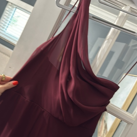 Formal dress - Picture 2 of 4